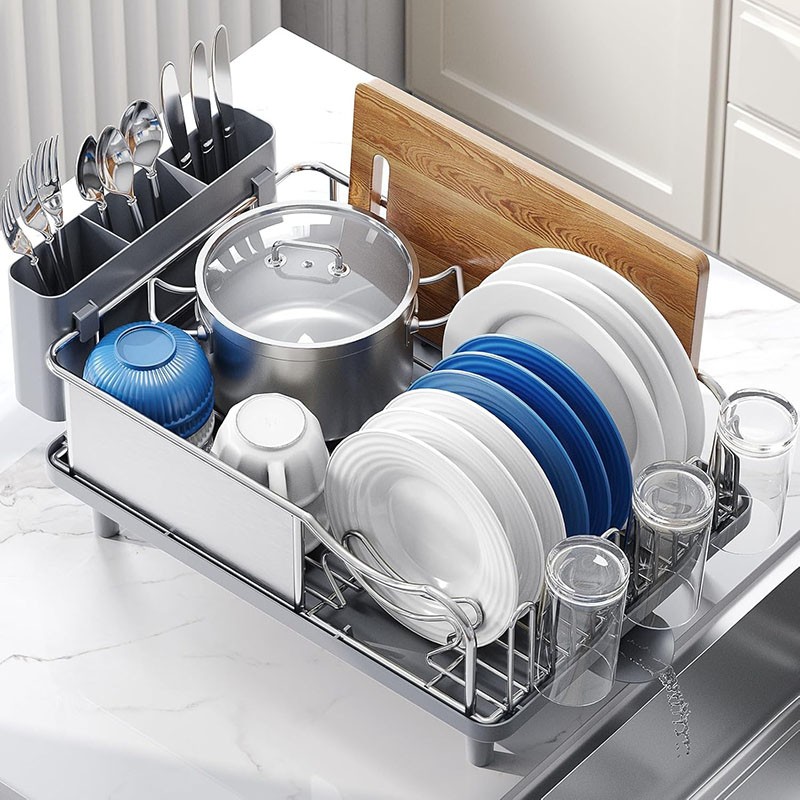 Support de rangement en acier inoxydable ou étagère en plastique : quel est le meilleur pour une utilisation à long terme